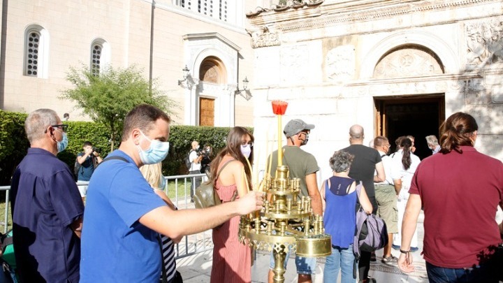 Η Ελλάδα αποχαιρετά τον Μ.Θεοδωράκη. Από τις 10 το πρωί έως τις 7 το απόγευμα το λαϊκό προσκύνημα