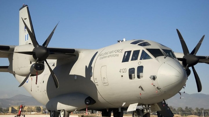 Επιστρέφει στην Ελευσίνα το C-27 με Έλληνες από το Σουδάν